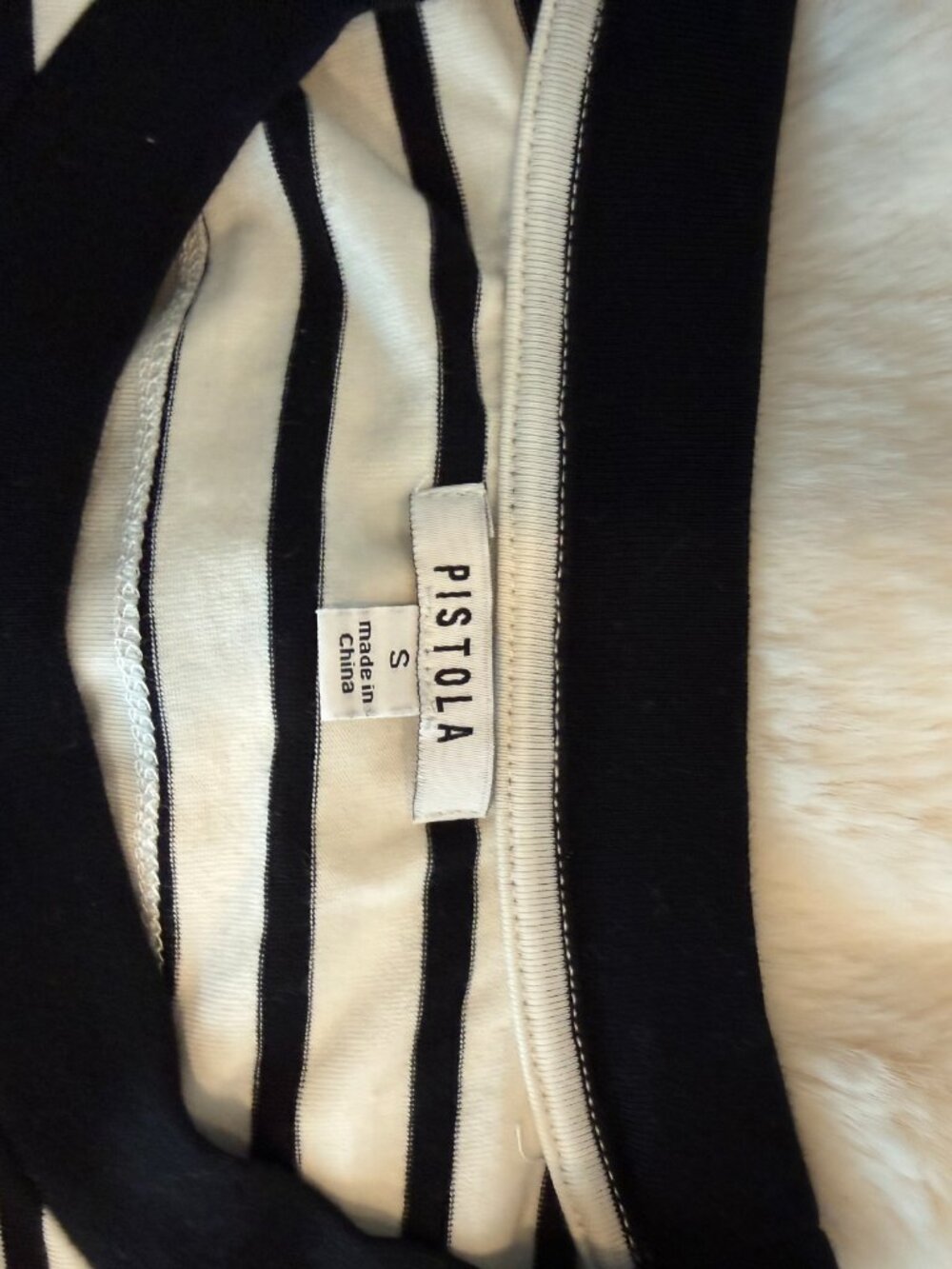 Pistola Mae Tee size S - Picture 5 of 7